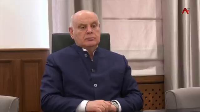 Инал Ардзинба: Важные приоритеты Абхазии - Союзное государство и БРИКС смотреть онлайн