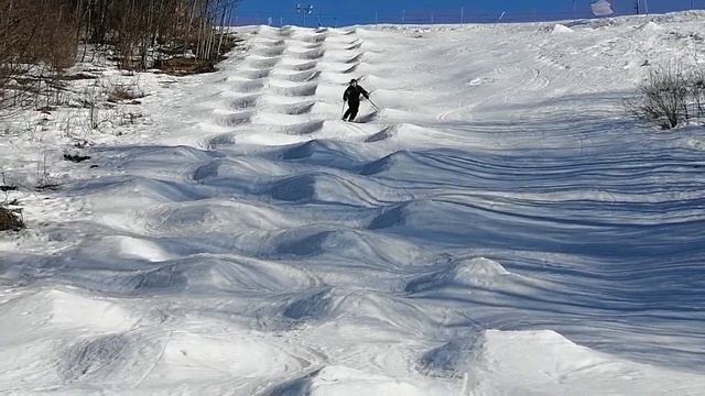 OLD SKI ELAN MOGUL EXPIRIENCE 2022 смотреть онлайн