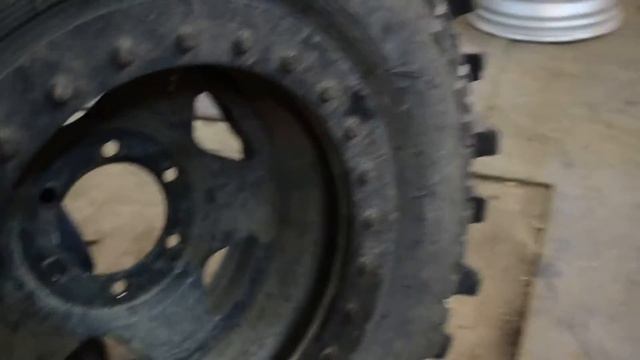 Балансировка Сильверов 33 дюйма на дисках с бедлоками. смотреть онлайн