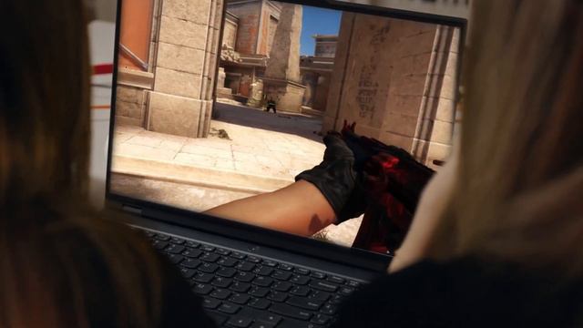 Niko дает советы женскому CSGO смотреть онлайн