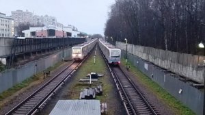 Поезда «Русич» на подъезде к станции метро Измайловская в Москве (12.11.2023)