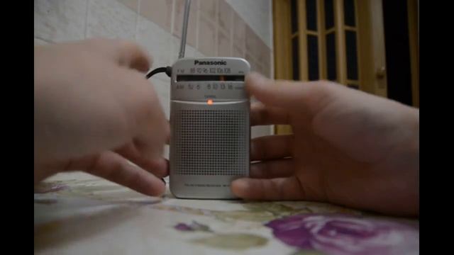 Panasonic RF-P50 смотреть онлайн