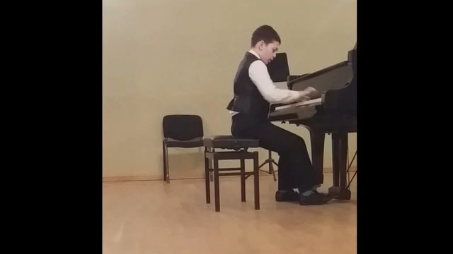 Aram Khachaturian Toccata смотреть онлайн
