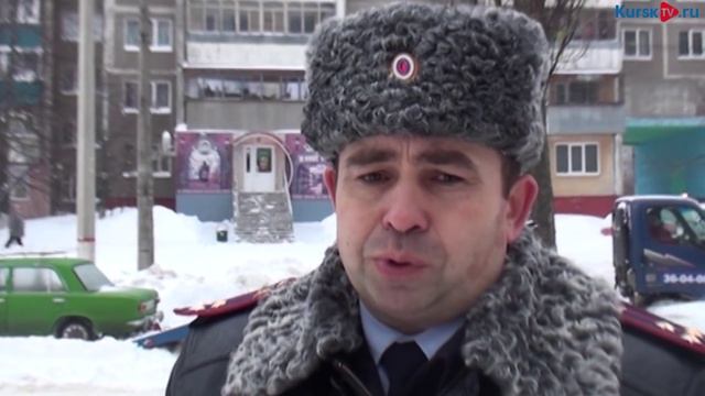 В Курске на проспекте Дружбы массово эвакуируют автомобили смотреть онлайн