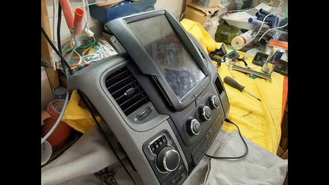 Dodge ram 2500 y 2018 with Tesla Style 10" Android radio foam build dashboard смотреть онлайн