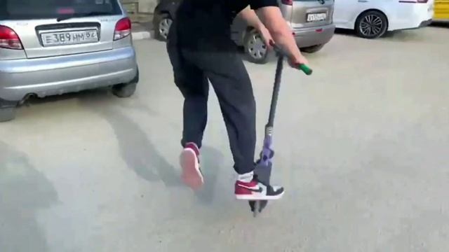 Условия розыгрыша, играем в скут на Егора новом скуте, смешные моменты с Егором??? смотреть онлайн