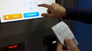 Работа автоматической камеры хранения на вокзале