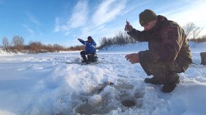 0:04 / 20:34


Рыбалка зимой. Больше сотни рыб за несколько часов. Ловля окуня на блесну.