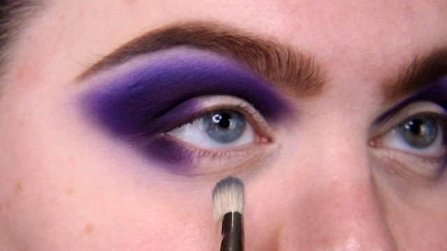 Quench My Gothic Thirst! | UNICORN COSMETICS WICKED PALETTE REVIEW | SWATCHES | FIRST IMPRESSION смотреть онлайн