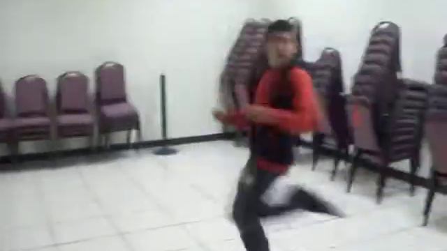 BRIAN DANCING DURANGENSE смотреть онлайн