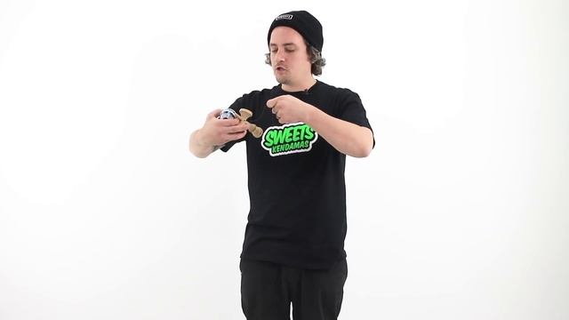 How to do FLYING "V"- Kendama Trick Tutorial - Sweets Kendamas смотреть онлайн