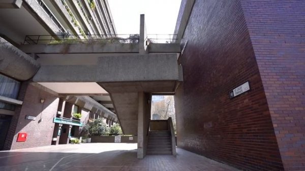 The ultimate guide to London theatre ?