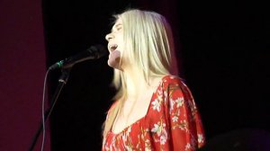 Виктория Макарская - Обними меня за плечи