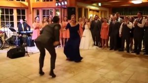 Прикольный танец мама и сына на свадьбе