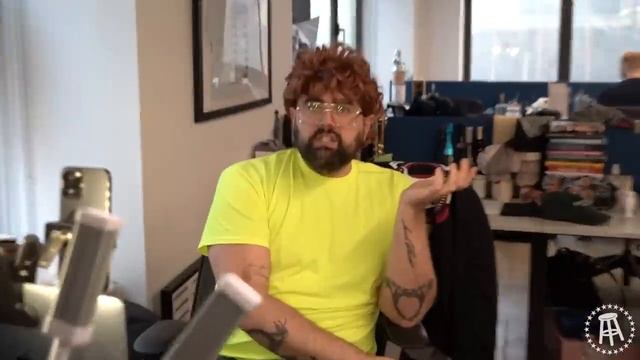 Frank The Tank Exposes Fans Cheating Boyfriend | Stool Scenes смотреть онлайн