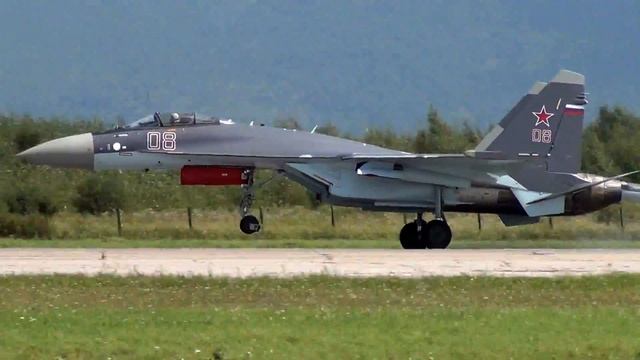 Экстремальная посадка на 80 лет КНААЗ СУХОЙ смотреть онлайн
