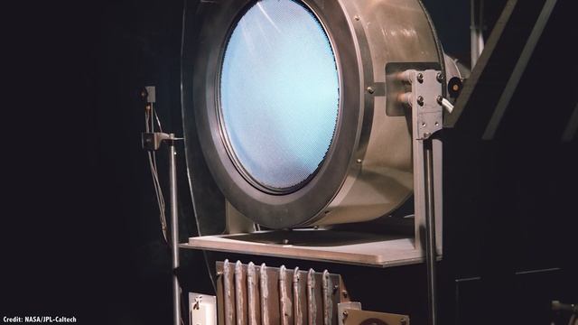 How Do Ion Engines Work? The Most Efficient Propulsion System Out There смотреть онлайн