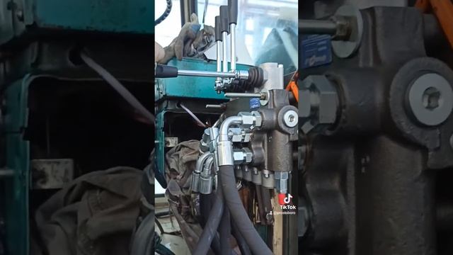 китайский распределитель на ЮМЗ смотреть онлайн