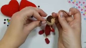 Девочка Валентинка крючком часть 2, мастер-класс по вязанию куколки