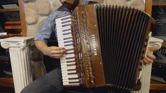 SCANINT120MW - Mahogany Scandalli Intense Piano Accordion LMM H 41 120 $12999 смотреть онлайн
