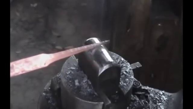 Удивительно Кузнечный молот мощности молоток смотреть онлайн