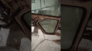 как вынуть (выставить) стекла с кабины юмз (мтз)