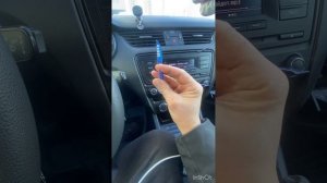 Снятие штатной магнитолы Skoda Octavia a7