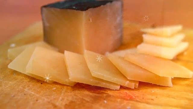 СЫР ПАРМЕЗАН ПОЛЬЗА | можно ли поправиться от сыра, полезные свойства сыра, вред сыра для кожи смотреть онлайн