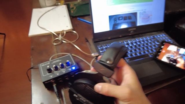 In Hand Review of beyerdynamic DT 990 Pro 250 ohm Over-Ear Studio Headphones смотреть онлайн
