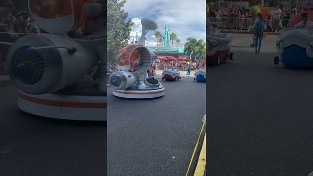 Disney California Orlando смотреть онлайн