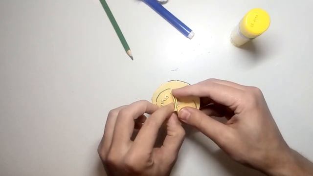 Как сделать бейблейд из бумаги или картона. Бумажный бейблейд. смотреть онлайн