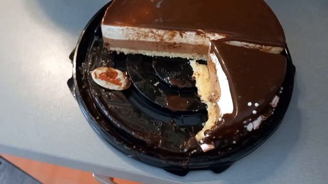 В СЕЛЕ Я ОТУПЕЮ,ЛЮБЛЮ ГОРОД! смотреть онлайн