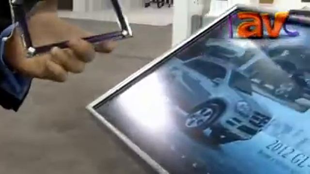 InfoComm 2012: Lumio Shows Off Its Optical Touch Technology in Mercedes Benz Dealerships смотреть онлайн