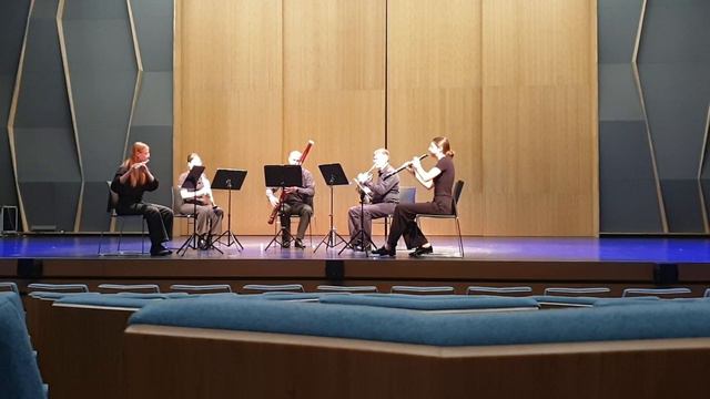 Danzi Franz - Quintet g moll op. 56 nr. 2 - Andante смотреть онлайн