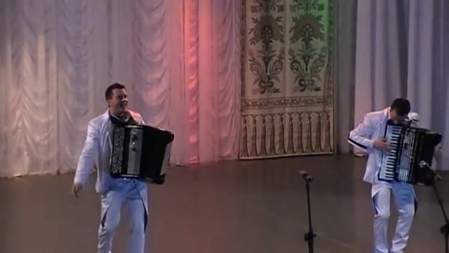 Duet 2D (Dmitry Korsak & Denis Vaker) - Kozak смотреть онлайн