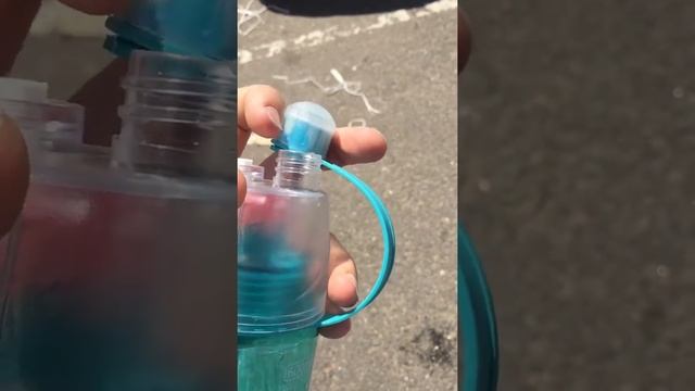 New B. Button Bottle с Бутылка с дозатором и распылителем смотреть онлайн