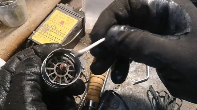 TUTO RÉPARER MOTEUR ÉLECTRIQUE RS550 смотреть онлайн