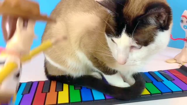 MUSICAL PIANO TOYS Compilation! Learning Colors Videos Teletubbies Sesame Street and Twirlywoos! смотреть онлайн