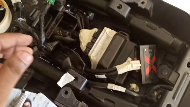 X FLASH hazard flasher installed in R15 V3 || very practical hazard flasher @RaceDynamicsIndia смотреть онлайн