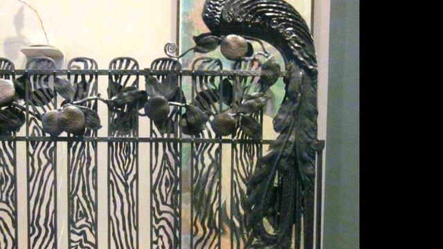 Кованый павлин, кованая жар птица . смотреть онлайн