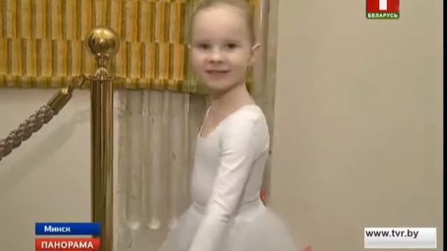 Заслуженному коллективу ансамбля танца "Ровесник" сегодня 60. Панорама смотреть онлайн