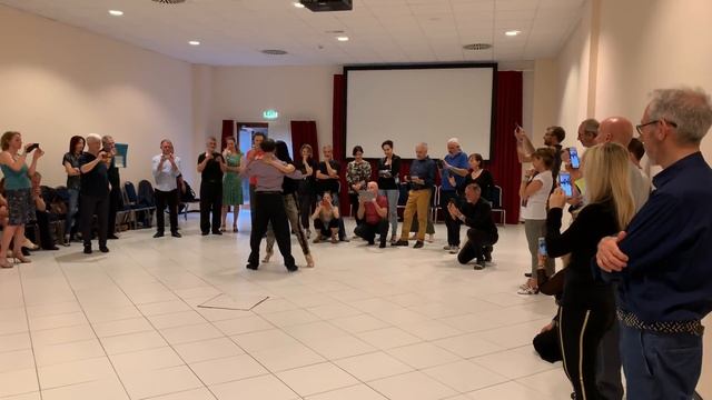 Milonga lisa + Adornos | michelle + joachim смотреть онлайн