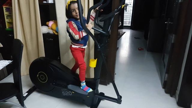 Cross Trainer From Domyos:EL520