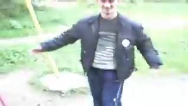 Влад танцует казачка! смотреть онлайн