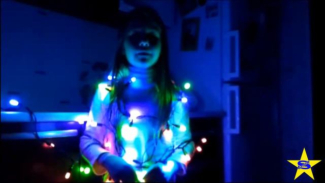 НОВЫЙ ГОД, ПОЗДРАВЛЕНИЯ, от Superstar смотреть онлайн