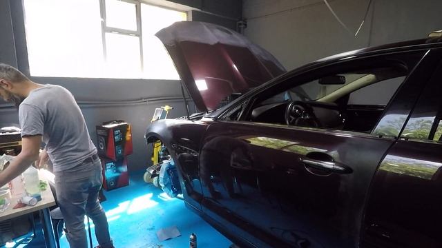 Am colantat un jaguar XJ cu indulgent blue смотреть онлайн