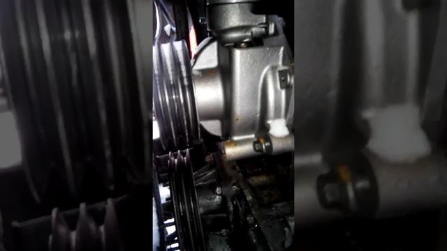 Замена помпы на DAF 95 XF смотреть онлайн