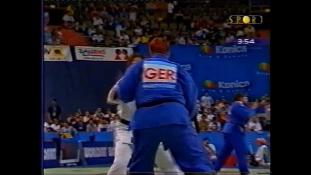 Judo World Champ. Munich 2001 - Bronze Medal (Open) : Rodrigues (POR) vs Gerber (GER) смотреть онлайн