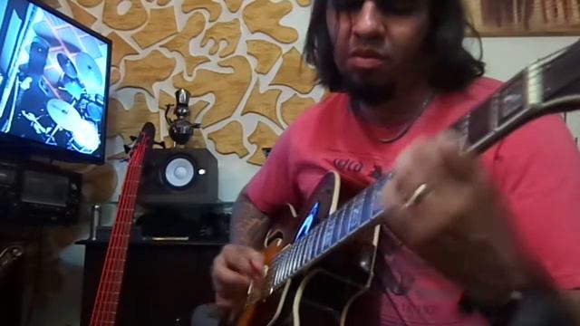 um pouco da ibanez af105 смотреть онлайн