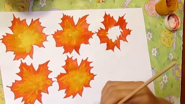 Как сделать ОСЕННИЕ ЛИСТЬЯ из бумаги Кленовые листья своими руками Осенние поделки из бумаги. смотреть онлайн